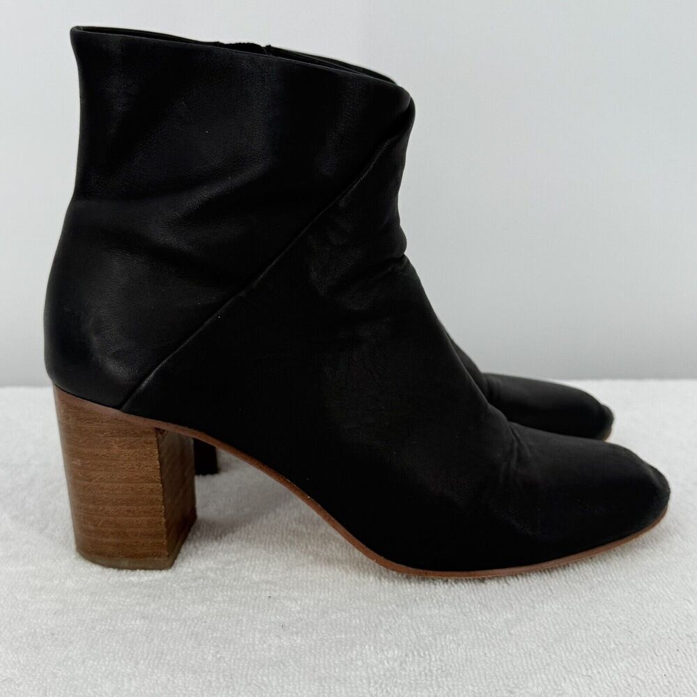 Soludos Venetian Black Leather Round Toe Ankle Low Cut Booties Women’s Size 9